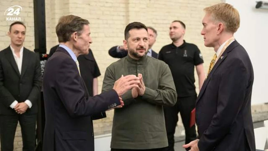 Зеленський зустрівся з сенаторами США Блюменталем і Ленкфордом: санкції та Patriot
