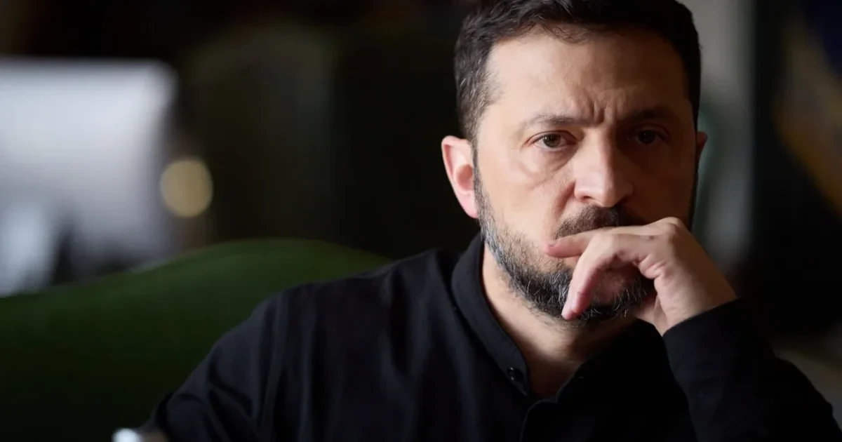 Володимир Зеленський під час спілкування з журналістами